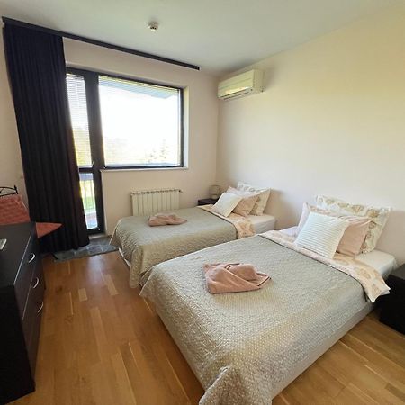 Pravets Lake Panorama Apartments Bagian luar foto