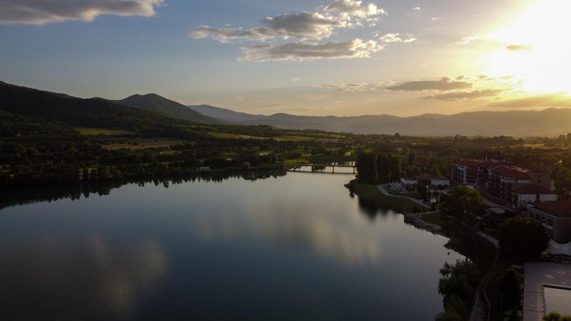 Pravets Lake Panorama Apartments Bagian luar foto