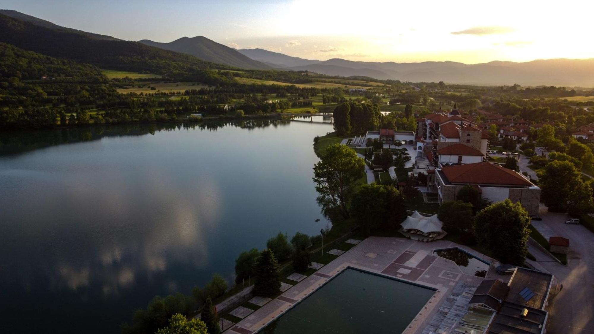 Pravets Lake Panorama Apartments Bagian luar foto