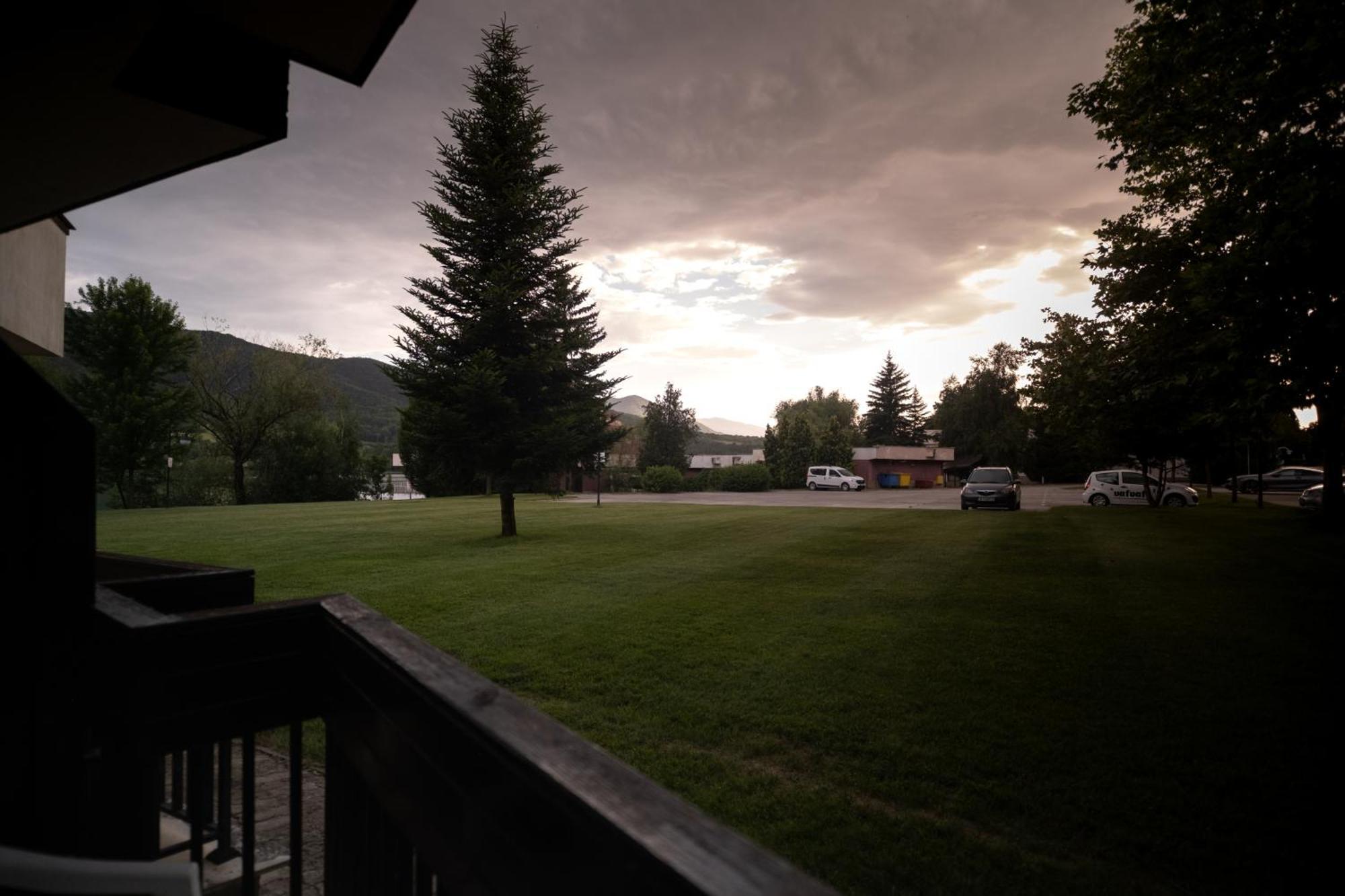 Pravets Lake Panorama Apartments Bagian luar foto