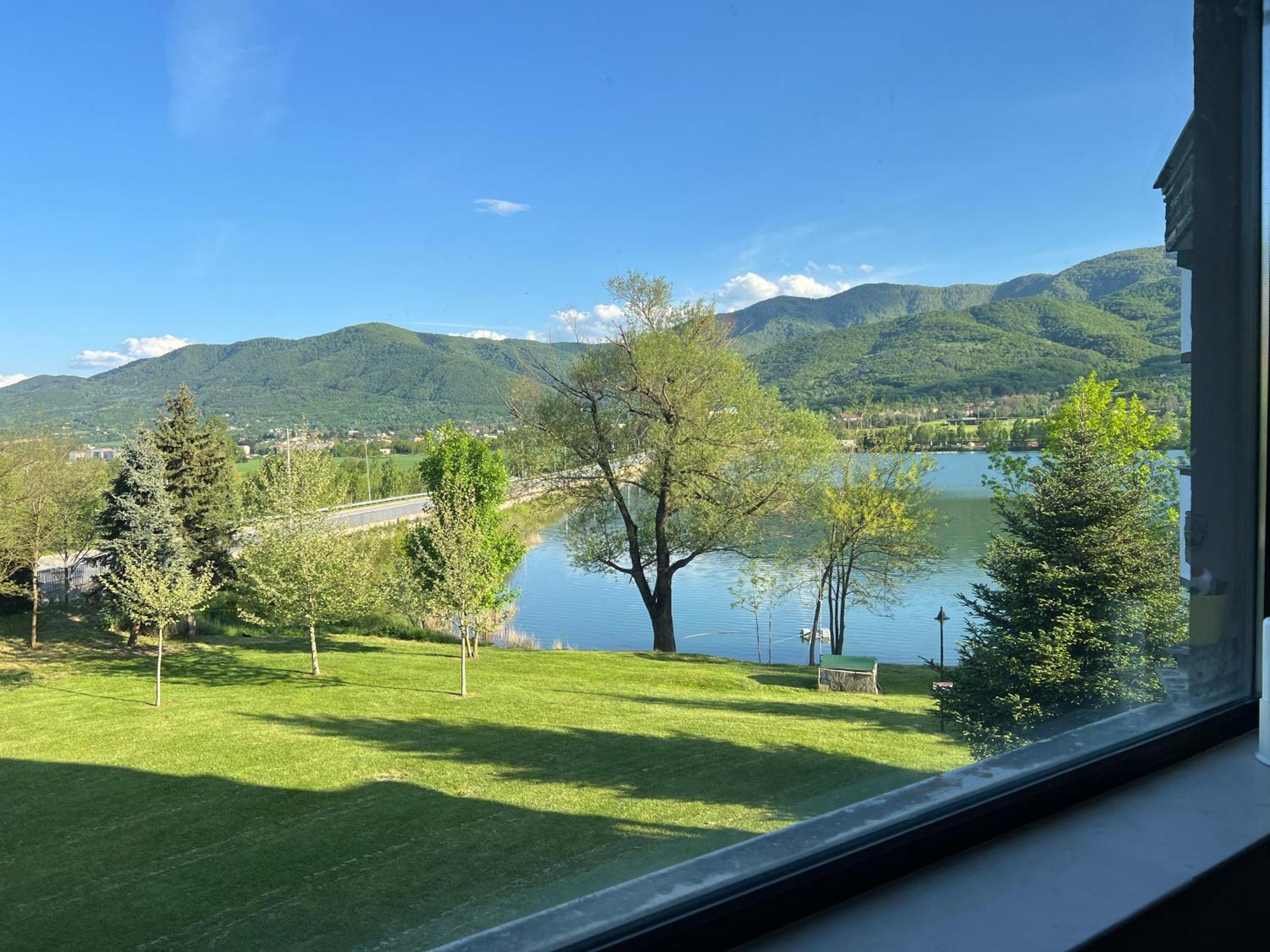 Pravets Lake Panorama Apartments Bagian luar foto
