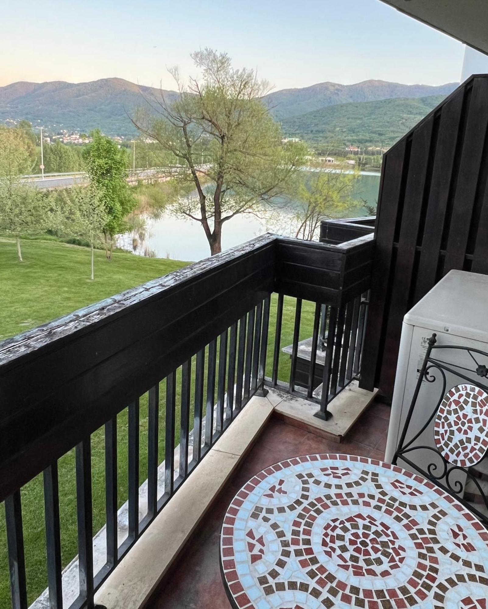 Pravets Lake Panorama Apartments Bagian luar foto